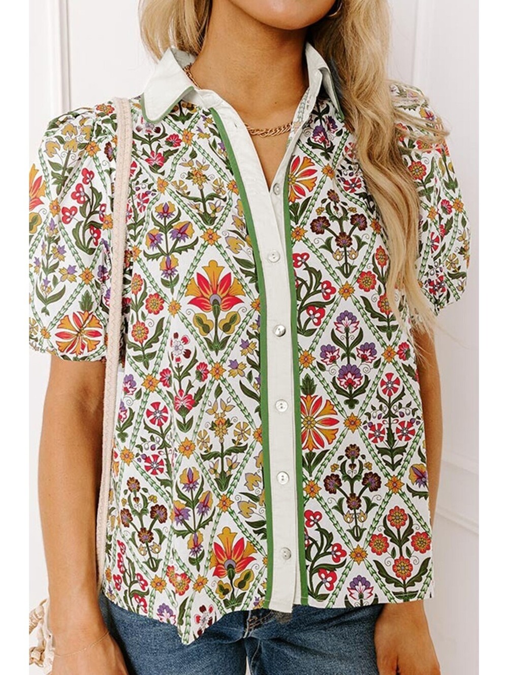 Vintage Style Floral Pattern Button-Up Shirt with Puff Sleeves - Picture 2 of 8